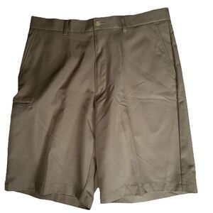 GRAND SLAM Total Tech Performance Flat Front Golf Shorts Men's Size 34 Khaki
